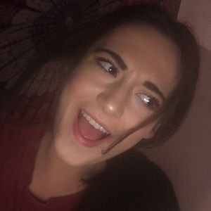 Meet your Posher, Lanie